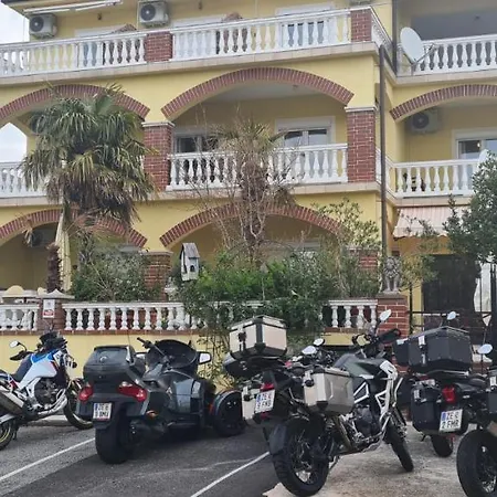 Barbara Нови-Винодолски